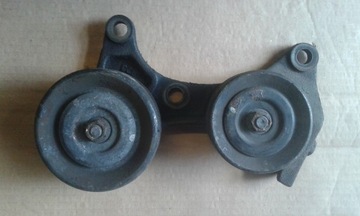 фото thumb №1, Toyota corolla e12 02-06 2.0 d4d ролик напрямна