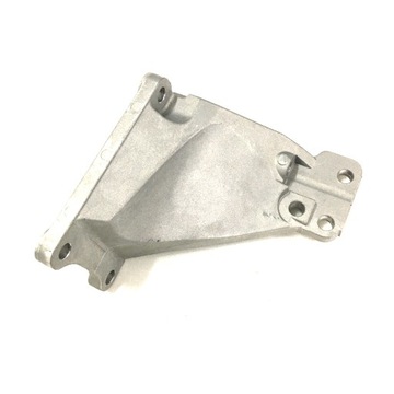 фото thumb №1, Права кронштейн двигуна nissan gt-r nowa оригінальний номер