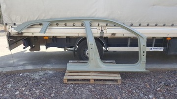 фото thumb №1, Стойка порог правые skoda superb iii 3 3v9 универсал 3v0