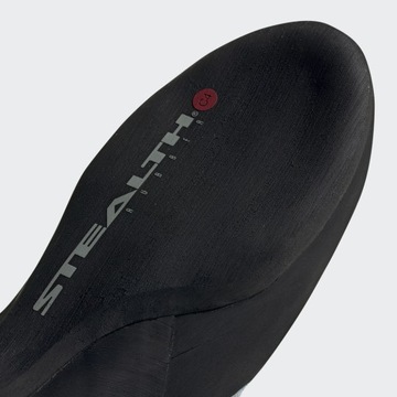 МУЖСКИЕ КРОССОВЫЕ КРОССОВКИ ADIDAS FIVE TEN HIANGLE