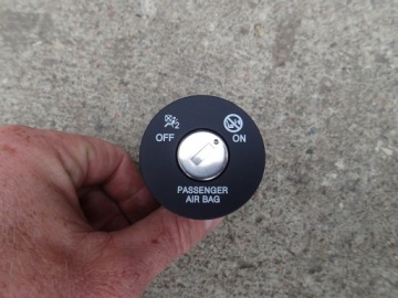 фото thumb №1, Выключатель подушки безопасности подушка безопасности picanto iii 17r -