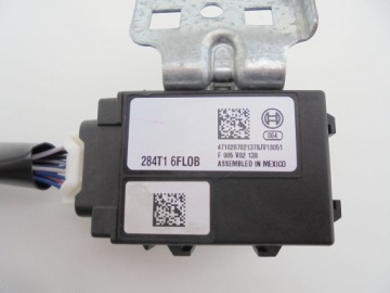 фото thumb №1, Nissan x-trail t32 lift модуль блок управления шлюз 284t16fl0b rok 2017