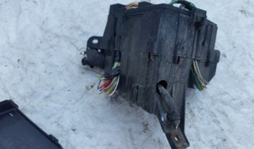 фото thumb №4, Toyota коробка запобіжників 82662-52320