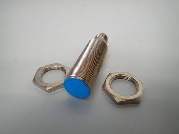 Czujnik indukcyjny SICK IM18, 10-30 VDC, 400 mA