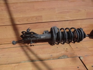 фото thumb №1, Honda civic ix ufo 2012 2,2 d амортизатор правый