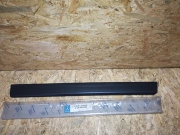 фото thumb №1, Молдинг дверь левый задняя dół mercedes w124 1246900562