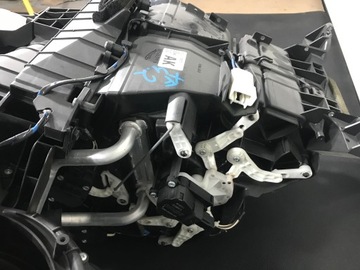 фото thumb №7, Обігрівач jaguar xf 4.2 8x23-19b555