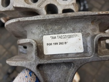 фото thumb №3, Audi a3 8v 1.4 tfsi кронштейн подушка двигуна коробки