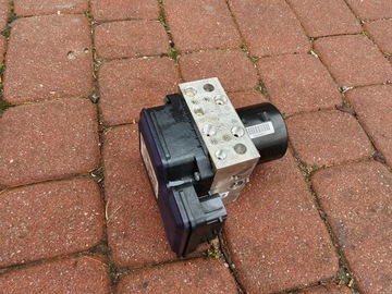 фото thumb №1, Насос тормозная abs opel insignia 22838815