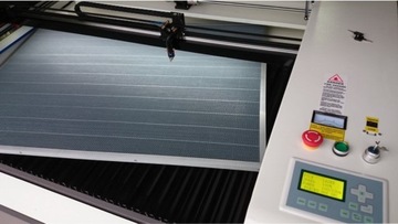 CO2 лазерный плоттер для гравировки Laser 1390N 130x90