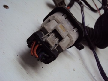 фото thumb №3, Електропроводка двері правий задня chrysler pacifica 03-