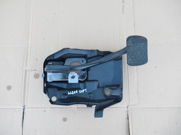 фото thumb №1, Mercedes w211 педаль тормоза a2116801318