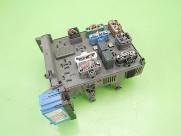 фото thumb №7, Коробка запобіжників renault laguna ii 2.0 16v