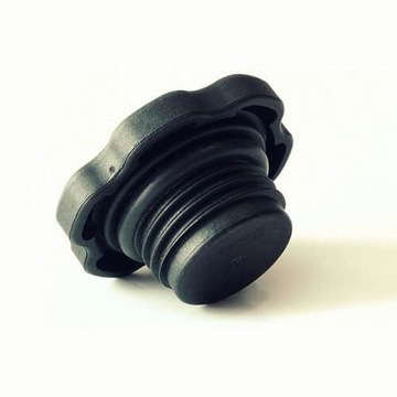 фото thumb №1, Mazda 3 5 6 cx7 mpv кришка заливної оливи