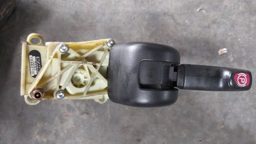 фото thumb №1, Важіль клапан гальма ручного scania r