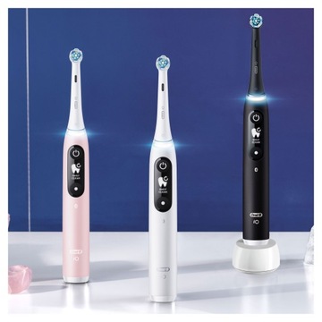 ORAL-B iO 6 Черная магнитная зубная щетка