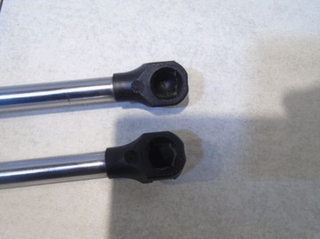 фото thumb №3, Амортизаторы крышки задняя renault espace iv 8200021974