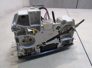 фото thumb №6, Панель кондиціонера mazda premacy 2.0 ditd