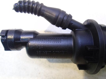 фото thumb №4, Циліндр зчеплення peugeot 307 2.0 hdi 9637030880