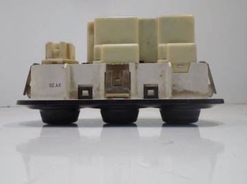 фото thumb №4, Панель управление обдув задняя mazda mpv