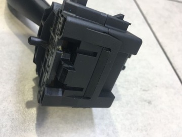 фото thumb №14, Перемикач двірник bmw оригінальний номер 8363664