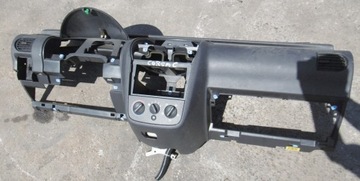 фото thumb №1, Opel corsa c панель раздаточная консоль европа