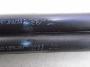 фото thumb №6, Амортизаторы крышки задняя renault clio ii 7700842256c