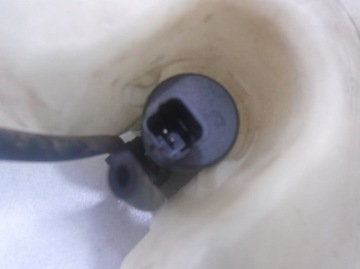 фото thumb №7, Бак омивача моторчик logan 8200210002