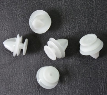 фото thumb №2, Кліпса штифт оббивка citroen ds4 xsara picasso