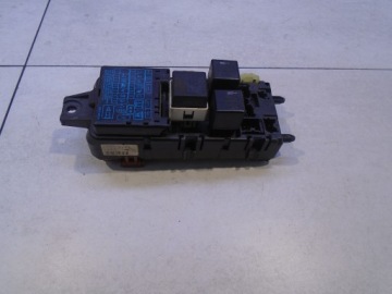 фото thumb №6, Коробка предохранителей spacestar 1.9did mr318828