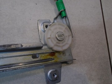 фото thumb №6, Підйомник скло лівий задня mitsubishi space star i