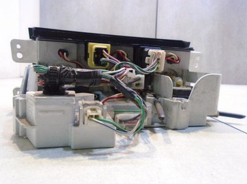 фото thumb №4, Панель кондиціонера mazda premacy 2.0 ditd