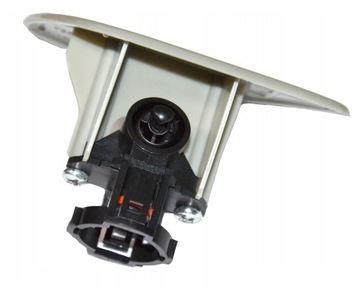 фото thumb №3, Правая заглушка распылителя lexus rx400h