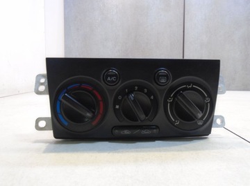 фото thumb №1, Панель кондиціонера mazda premacy 2.0 ditd