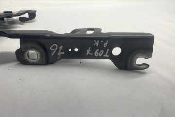 фото thumb №8, Левый петля капота bmw 4 gran купе f36 13989610 3.0l дизель 230kw 2015