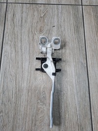 фото thumb №1, Петля правые капота решётка volvo fh 4 fmx