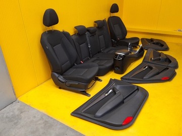HYUNDAI i40 COMBI СИДЕНИЯ ПО бокам ТУННЕЛЬ