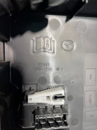 фото thumb №7, Блок запобіжників mazda 3 ii bbp866761 європа оригінал