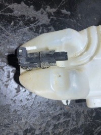 фото thumb №10, Citroen c3 iii peugeot 208 ds3 помпа бачок омывателя