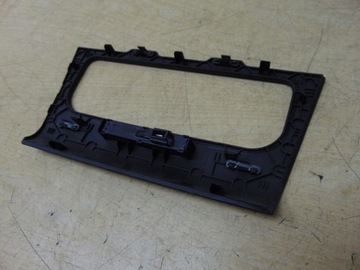 фото thumb №11, Рамка панель консолі vw golf vi 5k0858069p