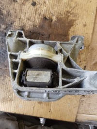 фото thumb №4, Кронштейн двигателя 1.6hdi citroen c4 picasso ii