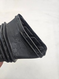 фото thumb №8, Audi a4 b8 a5 8t q5 труба повітрозабірник шланг повітря 8k0129739b