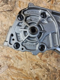 фото thumb №7, Насос масла vw seat skoda 2.0 tdi 04l145208aa 04l145112