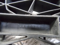 фото thumb №5, Усилитель направляющая бампера перед vw passat b7