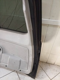 фото thumb №13, Задня кришка багажника chrysler town and country 5 2009