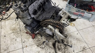 Двигатель Yamaha FJ1100, пробег 47 000 миль.