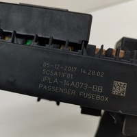 фото thumb №7, Land rover range rover sport l494 2018 рамка / модуль предохранителей