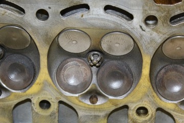 фото thumb №9, Головка golf v passat b6 a3 1.6fsi blf 03c103358s