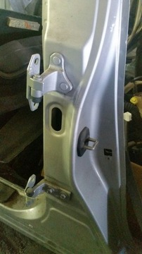 фото thumb №1, Infiniti m37 m30d петля дверь перед зад крепление