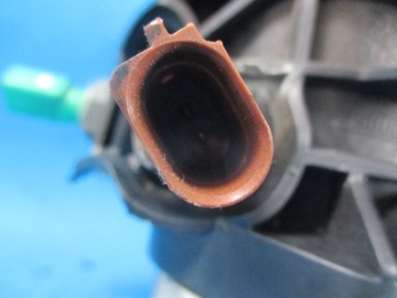 фото thumb №5, Радіаторів масла vw golf 1,6tdi 13- з корпус vag 03n115389a